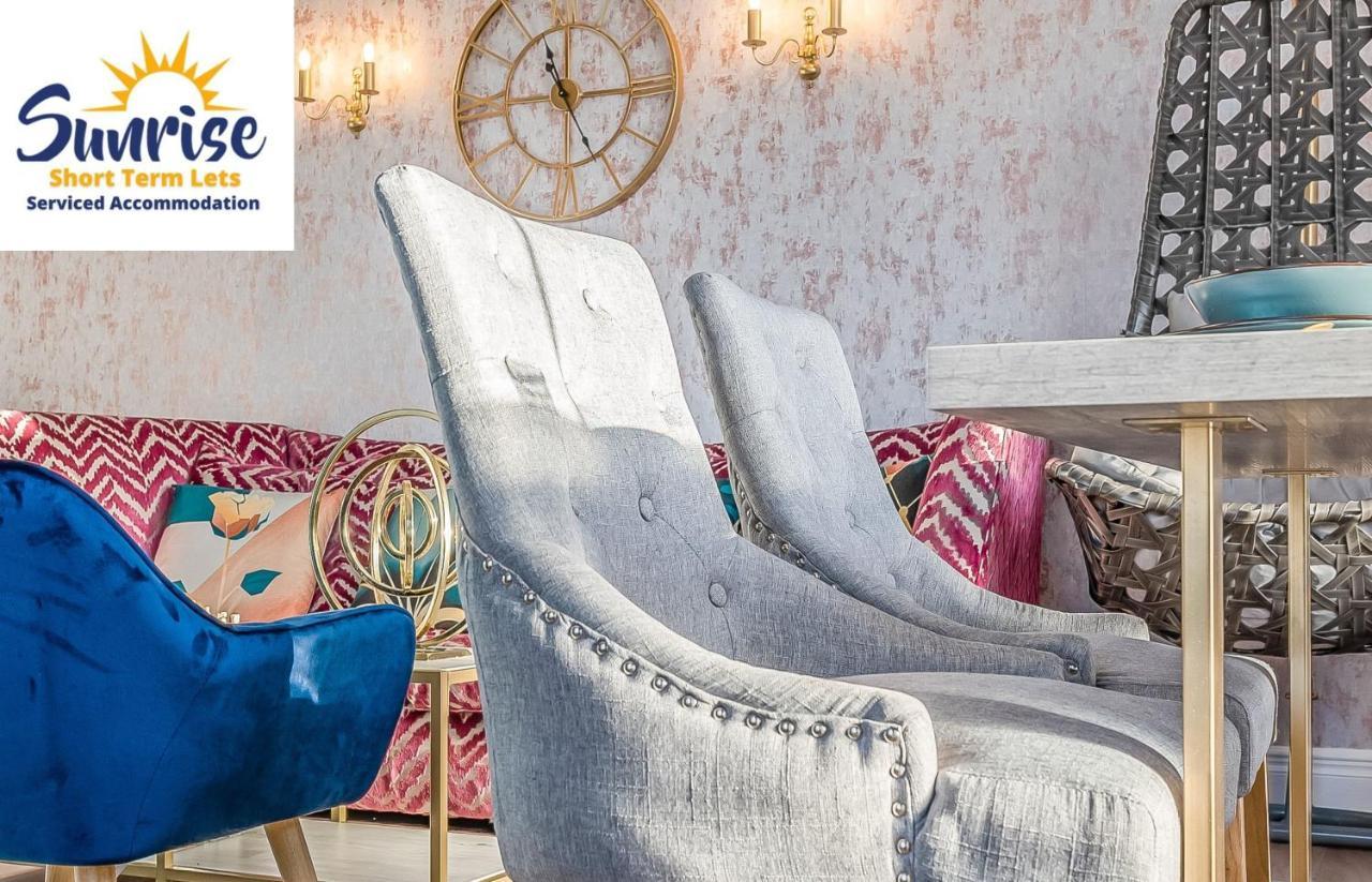 Presidential Apartment, Family Home, Luxury Bedrooms, 2 Rooms, 1 King Bed, 2 Single Beds, Free Wifi, Free Parking, Tourists, Business Travelers, Relocation, Beautiful River Views, - Long Stays, Invoice And Reduced Price Are Only Via Sunrise Short Let Dundee Exterior foto
