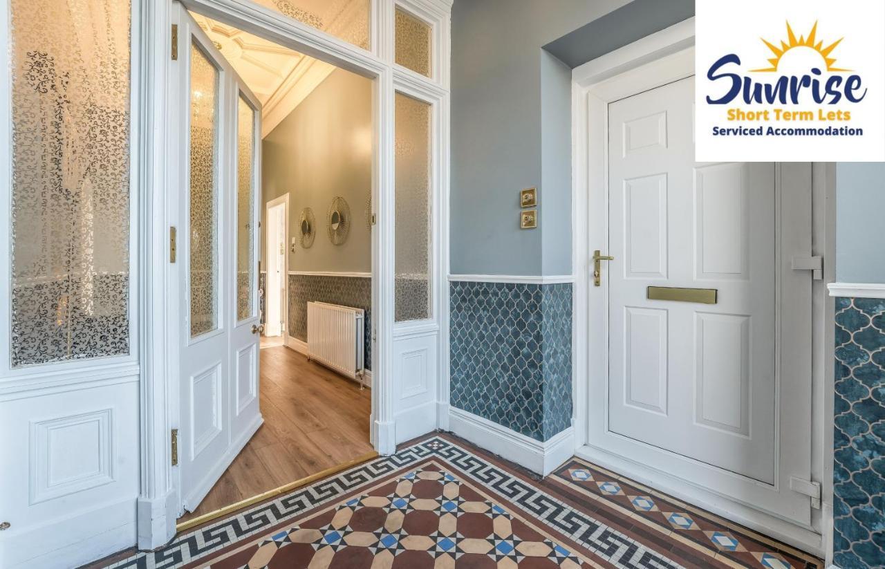 Presidential Apartment, Family Home, Luxury Bedrooms, 2 Rooms, 1 King Bed, 2 Single Beds, Free Wifi, Free Parking, Tourists, Business Travelers, Relocation, Beautiful River Views, - Long Stays, Invoice And Reduced Price Are Only Via Sunrise Short Let Dundee Exterior foto