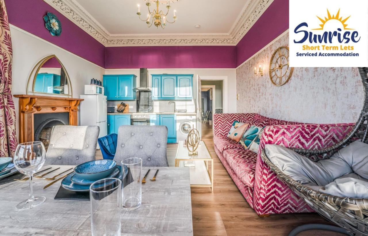 Presidential Apartment, Family Home, Luxury Bedrooms, 2 Rooms, 1 King Bed, 2 Single Beds, Free Wifi, Free Parking, Tourists, Business Travelers, Relocation, Beautiful River Views, - Long Stays, Invoice And Reduced Price Are Only Via Sunrise Short Let Dundee Exterior foto