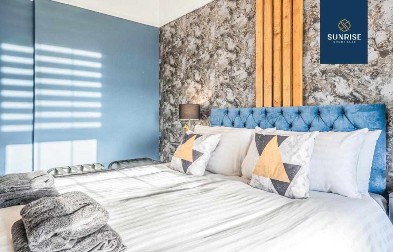 Presidential Apartment, Family Home, Luxury Bedrooms, 2 Rooms, 1 King Bed, 2 Single Beds, Free Wifi, Free Parking, Tourists, Business Travelers, Relocation, Beautiful River Views, - Long Stays, Invoice And Reduced Price Are Only Via Sunrise Short Let Dundee Exterior foto